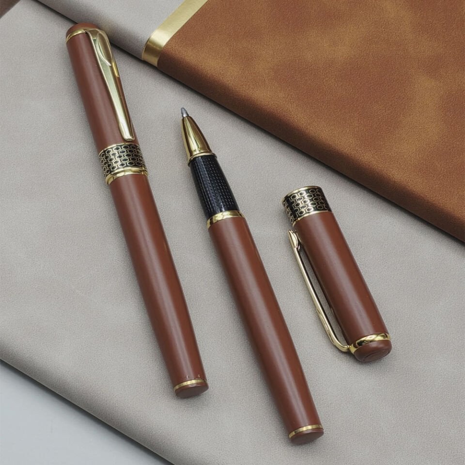 Taba Rengi Gold Detaylı Termo Deri Defter Ve Metal Roller Kalem Hediye Seti