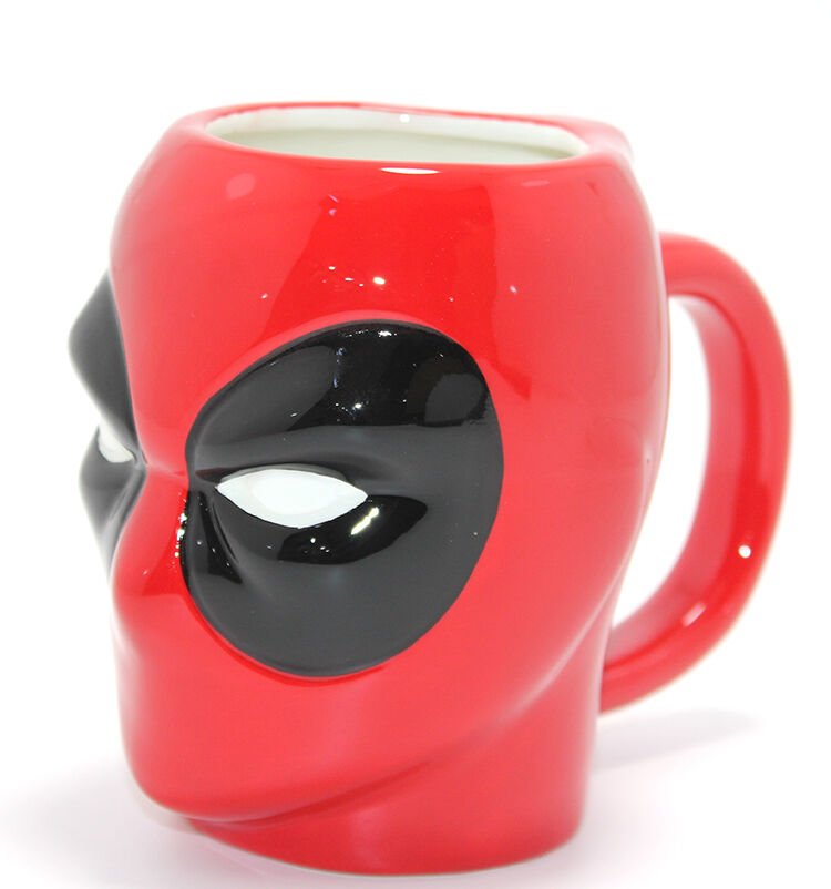 Marvel Deadpool 3D Kabartmalı Kupa Bardak