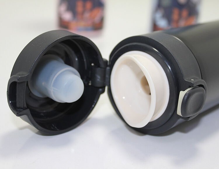 Anime Baskılı Termos Model 2