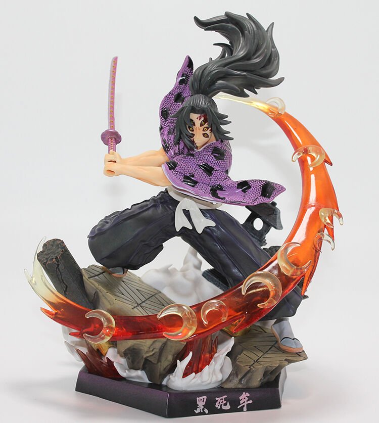 Anime Demon Slayer Tsugikuni Figürü 28 Cm