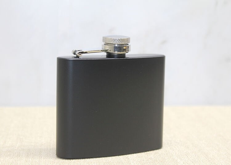 Tekli Siyah 5 Oz Matara