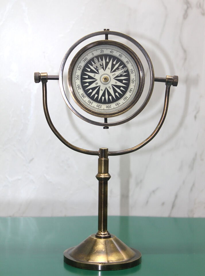 Pirinç Masa Üstü Pusula Model 4