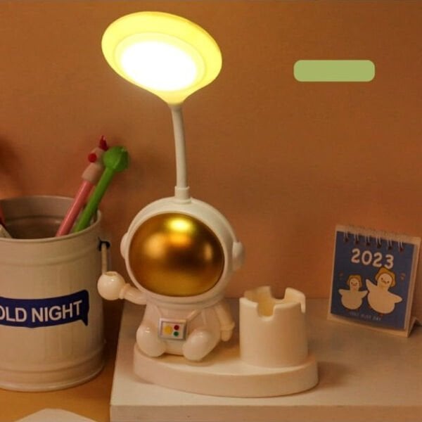 Astronot Masa Lambası Kalemlik