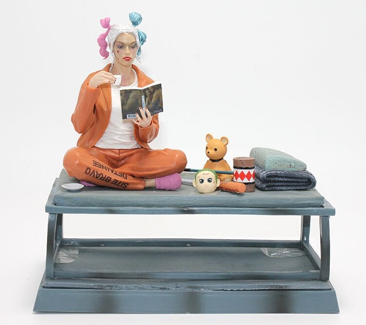 Harley Quinn Figürü 28 Cm