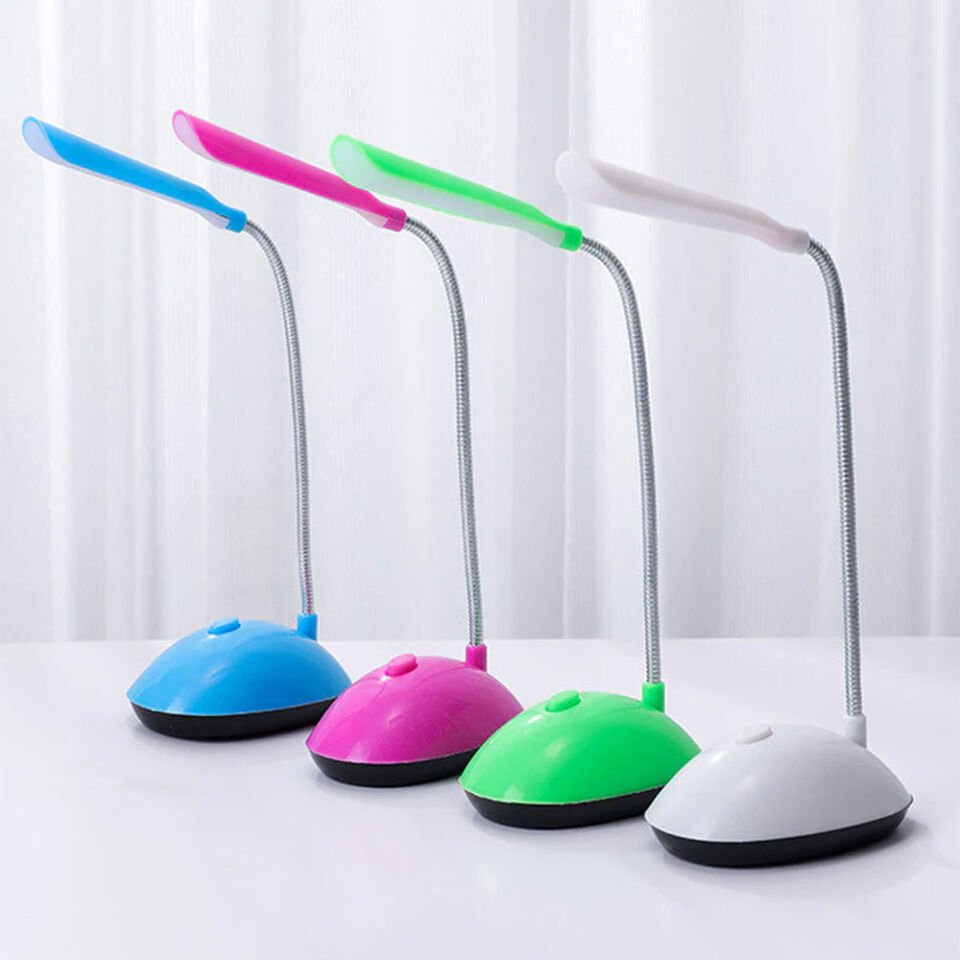 360 Derece Ayarlanabilir Esnek LED Masa Lambası