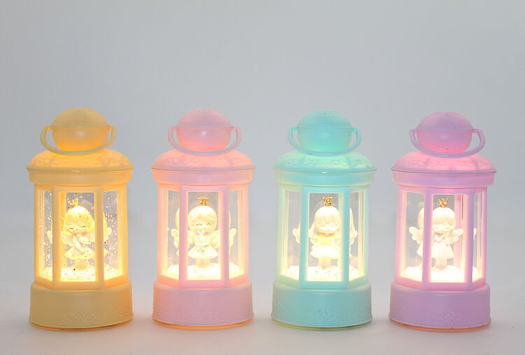 Melek Figürlü Işıklı Kar Küresi